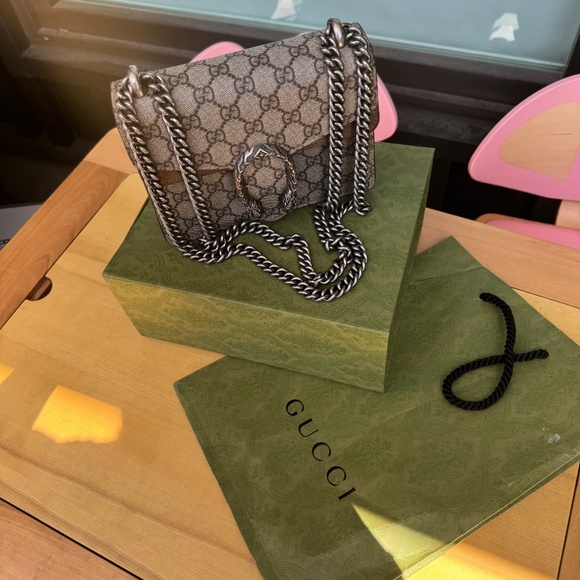 Authentic Gucci Dionysus GG Supreme Mini Bag - Made in Italy - Picture 3 of 13